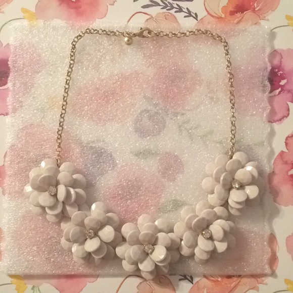J. Crew Factory Jewelry - FLASH SALE J. Crew Factory Statement Necklace